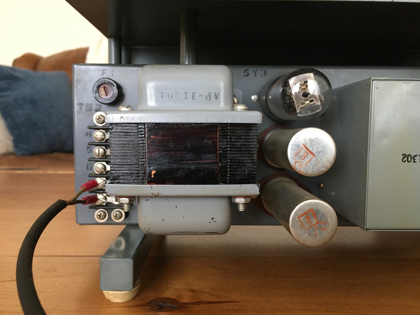 Gates Sta-Level Tube Compressor Excellent Condition